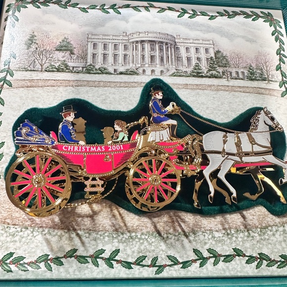 2000 and 2001 WHITE HOUSE CHRISTMAS ORNAMENT 200TH ANNIVERSARY OF WHITE HOUSE - Picture 3 of 6
